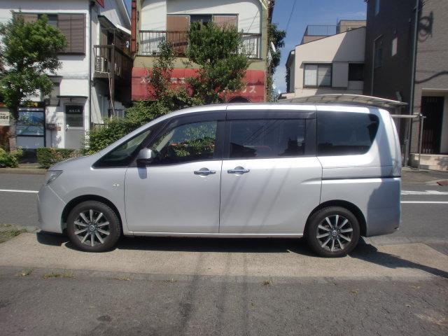 日産 セレナ