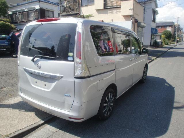 日産 セレナ