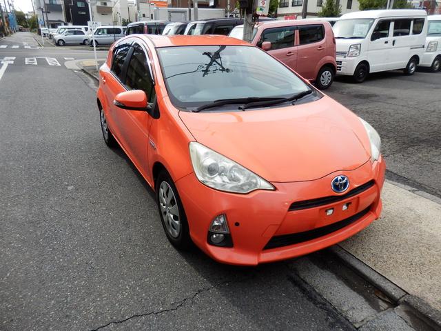 アクア S 純正ナビ Bカメラ プッシュスタート Bluetooth(3枚目)