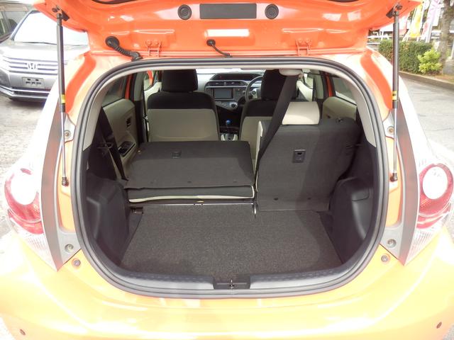 アクア S 純正ナビ Bカメラ プッシュスタート Bluetooth(10枚目)