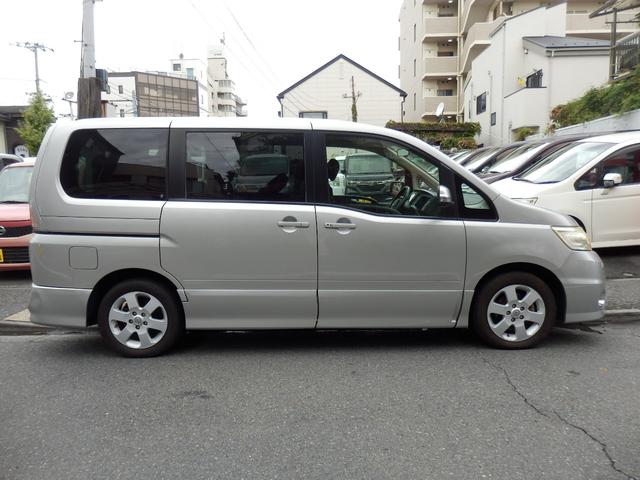 セレナ ハイウェイスター Vセレクション 純正ナビ Bカメラ TV 両側パワースライド ETC(4枚目)