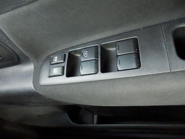 セレナ ハイウェイスター Vセレクション 純正ナビ Bカメラ TV 両側パワースライド ETC(13枚目)