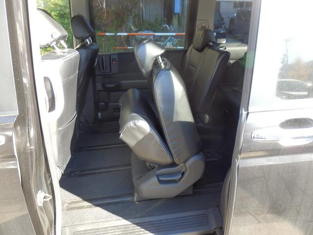 ステップワゴンスパーダ Ｚ　ＨＤＤナビエディション　純正ＨＤＤナビ　フルセグ　Ｂカメラ　両側パワースライド　ＥＴＣ（12枚目）