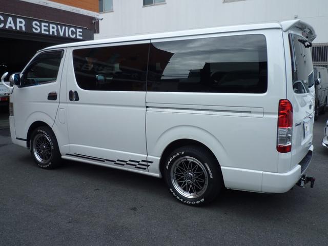 ハイエースバン スーパーGL 50TH アニバーサリーリミテッド ワンオーナー・禁煙車・TRDスポイラー・両側自動ドア・ワーク17インチ・ヒッチメンバー・荷室フローリング・LEDヘッドライト・カロッツェリアナビTV・HDMI/ブルートゥース・ETC・スマートキー(17枚目)