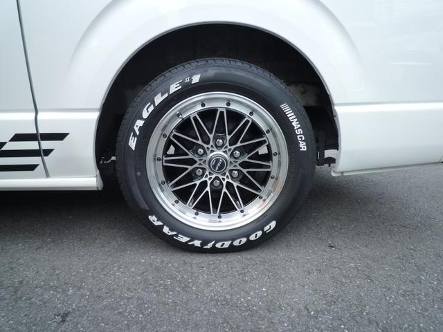 ハイエースバン スーパーGL 50TH アニバーサリーリミテッド ワンオーナー・禁煙車・TRDスポイラー・両側自動ドア・ワーク17インチ・ヒッチメンバー・荷室フローリング・LEDヘッドライト・カロッツェリアナビTV・HDMI/ブルートゥース・ETC・スマートキー(20枚目)