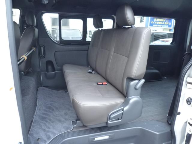 ハイエースバン スーパーGL 50TH アニバーサリーリミテッド ワンオーナー・禁煙車・TRDスポイラー・両側自動ドア・ワーク17インチ・ヒッチメンバー・荷室フローリング・LEDヘッドライト・カロッツェリアナビTV・HDMI/ブルートゥース・ETC・スマートキー(27枚目)