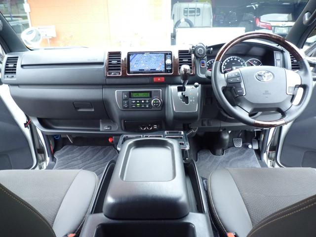 ハイエースバン スーパーGL 50TH アニバーサリーリミテッド ワンオーナー・禁煙車・TRDスポイラー・両側自動ドア・ワーク17インチ・ヒッチメンバー・荷室フローリング・LEDヘッドライト・カロッツェリアナビTV・HDMI/ブルートゥース・ETC・スマートキー(45枚目)