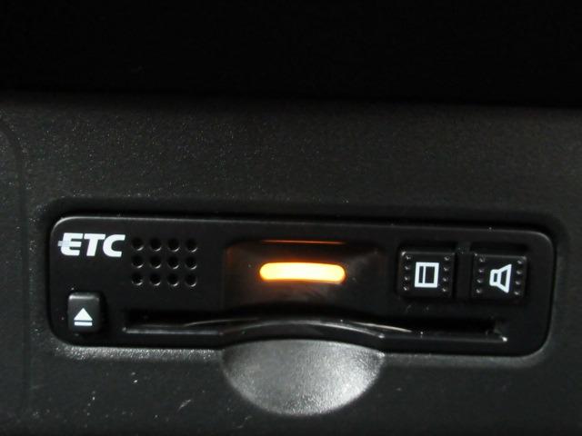 Ｎ－ＢＯＸカスタム Ｇ・ターボＬパッケージ　禁煙　ターボエンジン　左右パワースライドドア　キセノンライト　ＬＥＤフォグランプ　純正メモリーナビ　フルセグテレビ　ＤＶＤビデオ　ＳＤＸＣ　Ｂｌｕｅｔｏｏｔｈオーディオ　ビルトインＥＴＣ　パドルシフト（10枚目）
