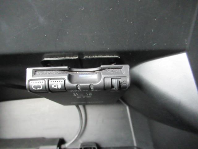 Ｎ－ＢＯＸカスタム Ｇ・ターボＬパッケージ　禁煙　純正メモリーナビ　ワンセグ　ＤＶＤビデオ　Ｂｌｕｅｔｏｏｔｈオーディオ　ハンズフリー　バックカメラ　左右パワースライドドア　オートクルーズ　パドルシフト　キセノンヘッドライト　ＬＥＤフォグ（19枚目）