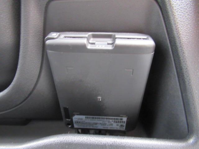 ピクシスバン クルーズターボ　ＳＡＩＩＩ　５速マニュアル　ターボ　ＬＥＤヘッドライト　ＬＥＤフォグランプ　カロッツェリアメモリーナビ　Ｂｌｕｅｔｏｏｔｈオーディオ　ハンズフリー　ＤＶＤビデオ　電動格納ミラー　キーレス　パワーウインドウ（10枚目）