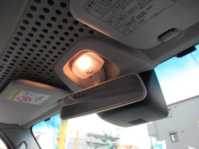 ピクシスバン クルーズターボ　ＳＡＩＩＩ　５速マニュアル　ターボ　ＬＥＤヘッドライト　ＬＥＤフォグランプ　カロッツェリアメモリーナビ　Ｂｌｕｅｔｏｏｔｈオーディオ　ハンズフリー　ＤＶＤビデオ　電動格納ミラー　キーレス　パワーウインドウ（17枚目）