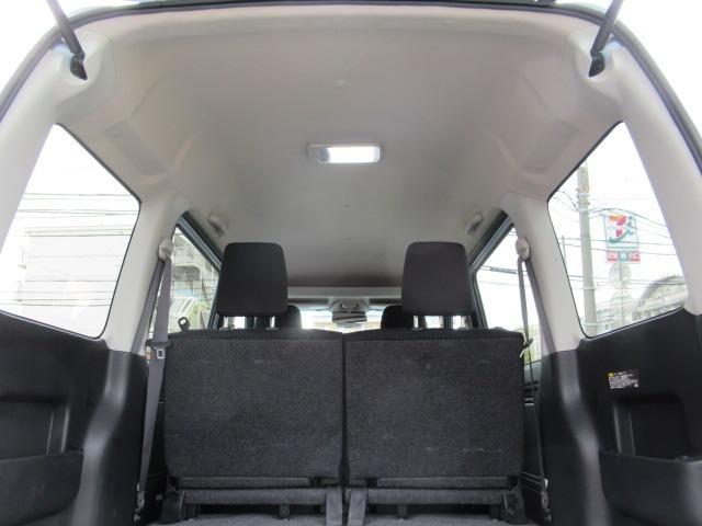 ピクシスバン クルーズターボ　ＳＡＩＩＩ　５速マニュアル　ターボ　ＬＥＤヘッドライト　ＬＥＤフォグランプ　カロッツェリアメモリーナビ　Ｂｌｕｅｔｏｏｔｈオーディオ　ハンズフリー　ＤＶＤビデオ　電動格納ミラー　キーレス　パワーウインドウ（23枚目）