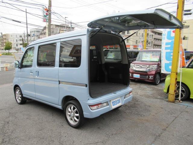 ピクシスバン クルーズターボ　ＳＡＩＩＩ　５速マニュアル　ターボ　ＬＥＤヘッドライト　ＬＥＤフォグランプ　カロッツェリアメモリーナビ　Ｂｌｕｅｔｏｏｔｈオーディオ　ハンズフリー　ＤＶＤビデオ　電動格納ミラー　キーレス　パワーウインドウ（62枚目）