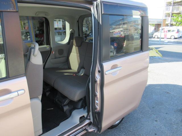 タント L SAII 禁煙車 スマートアシストII 純正SDナビ 地デジTV CD・DVD Bluetooth バックカメラ ハンズフリー オーバーヘッドコンソール キーレス パワーステアリング パワーウィンドウ ABS(69枚目)