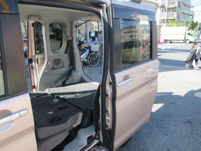 タント L SAII 禁煙車 スマートアシストII 純正SDナビ 地デジTV CD・DVD Bluetooth バックカメラ ハンズフリー オーバーヘッドコンソール キーレス パワーステアリング パワーウィンドウ ABS(78枚目)