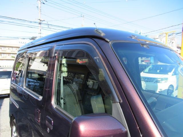 天井の汚れ、ダッシュボードの糊あとも無く、前オーナーさんが大切に使用していた感じが伺えます！メーターの視認性が良いところも大きなポイントですね♪ＴＥＬ　０４７−３５７−１１９０