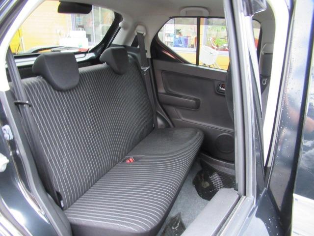 アルトワークス ベースグレード 禁煙 5速マニュアル ターボ ETC 純正オーディオ CD・DVD Bluetooth キセノンオートライト オートエアコン インテリキー プッシュスタート 純正エアロ 純正レカロシート フォグランプ(16枚目)