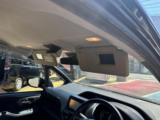 ハイブリッドV トヨタセーフティセンス/純正SDナビ/フルセグ/CD/DVD/Bluetooth/バックカメラ/ETC/片側パワースライドドア/スマートキー/シートヒーター/クルーズコントロール/ロールサンシェード(67枚目)