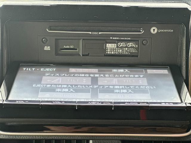 ハイブリッドＧｉ　トヨタセーフティセンス／純正９インチＳＤナビ／フルセグ／ＤＶＤ／Ｂｌｕｅｔｏｏｔｈ／バックカメラ／ＥＴＣ／両側電動スライド／ＬＥＤ／クルーズコントロール／シートヒーター／本革／ウッドコンビハンドル／／(71枚目)