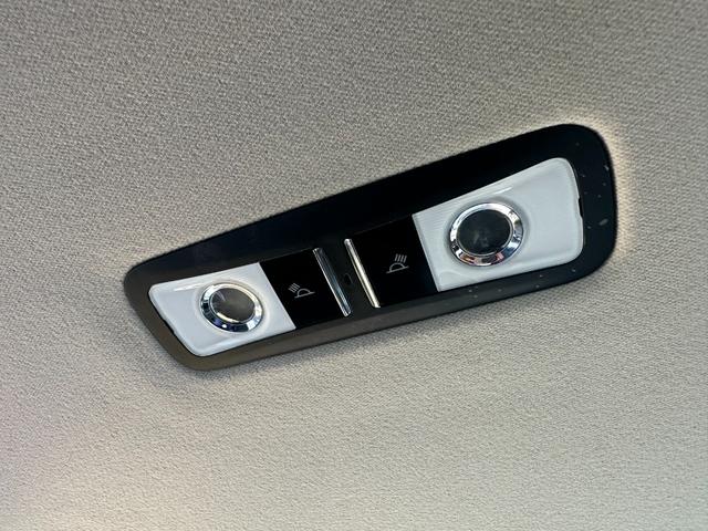 ヴェゼル ハイブリッドＸ（76枚目）