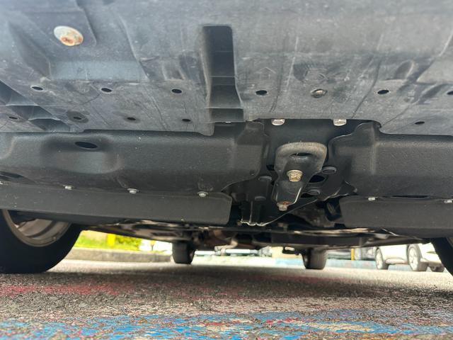 ノア Ｓｉ　禁煙／純正ＳＤナビ／フルセグ／ＤＶＤ／Ｂｌｕｅｔｏｏｔｈ／フリップダウンモニター／バックカメラ／ＥＴＣ／電動スライド／スマートキー／ＬＥＤオートライト／ロールサンシェード／アイドリングストップ／保証書（62枚目）