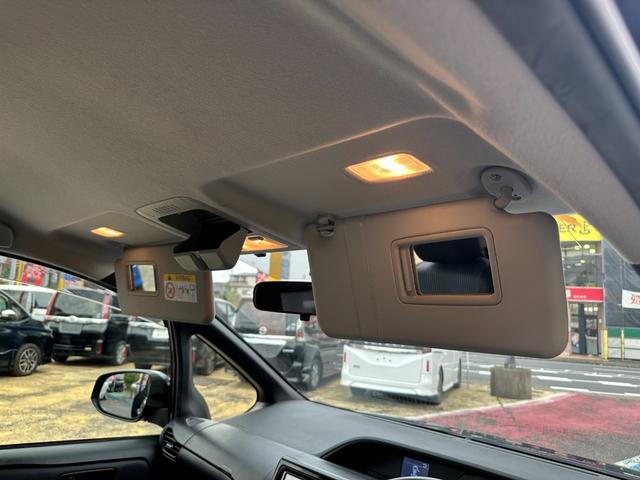 ノア Ｓｉ　禁煙／純正ＳＤナビ／フルセグ／ＤＶＤ／Ｂｌｕｅｔｏｏｔｈ／フリップダウンモニター／バックカメラ／ＥＴＣ／電動スライド／スマートキー／ＬＥＤオートライト／ロールサンシェード／アイドリングストップ／保証書（65枚目）