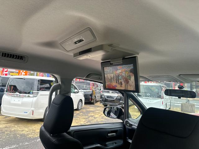 ノア Ｓｉ　禁煙／純正ＳＤナビ／フルセグ／ＤＶＤ／Ｂｌｕｅｔｏｏｔｈ／フリップダウンモニター／バックカメラ／ＥＴＣ／電動スライド／スマートキー／ＬＥＤオートライト／ロールサンシェード／アイドリングストップ／保証書（78枚目）