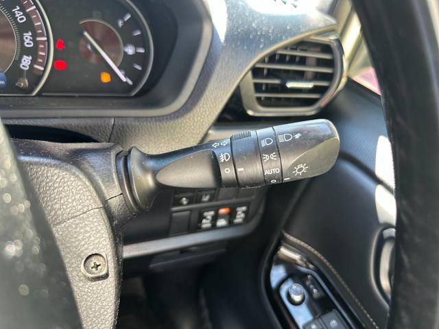 エスクァイア Gi 禁煙/トヨタセーフティセンス/純正SDナビ/フルセグ/DVD/Bluetooth/バックカメラ/ETC/スマートキー/電動スライド/LED/クルコン/ドラレコ/本革/シートヒーター/ロールサンシェード(66枚目)