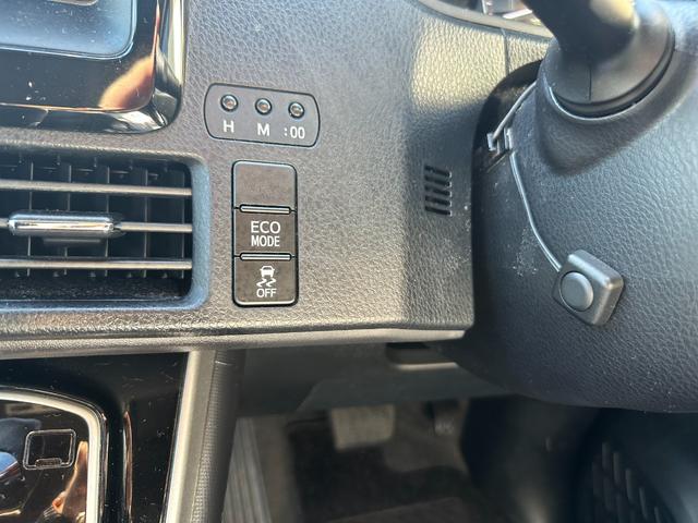 エスクァイア Gi 禁煙/トヨタセーフティセンス/純正SDナビ/フルセグ/DVD/Bluetooth/バックカメラ/ETC/スマートキー/電動スライド/LED/クルコン/ドラレコ/本革/シートヒーター/ロールサンシェード(69枚目)