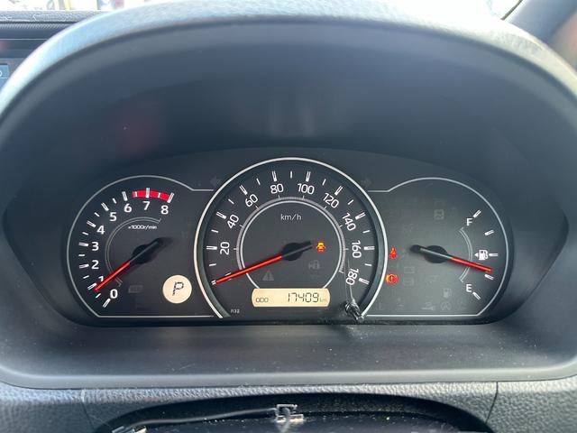 ノア Ｘ　トヨタセーフティセンス／純正ＳＤナビ／フルセグ／ＤＶＤ／Ｂｌｕｅｔｏｏｔｈ／バックカメラ／ＥＴＣ２．０／電動スライド／ＬＥＤ／フォグ／クルコン／アイドリングストップ／モデリスタエアロ／保証書／アルミ／（7枚目）