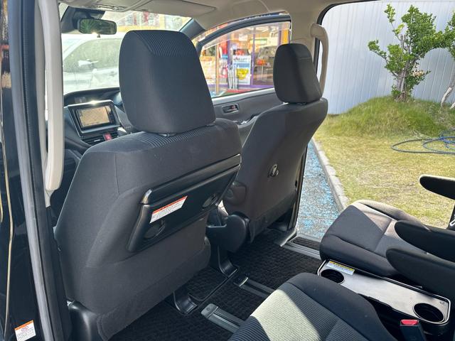 ノア Ｘ　トヨタセーフティセンス／純正ＳＤナビ／フルセグ／ＤＶＤ／Ｂｌｕｅｔｏｏｔｈ／バックカメラ／ＥＴＣ２．０／電動スライド／ＬＥＤ／フォグ／クルコン／アイドリングストップ／モデリスタエアロ／保証書／アルミ／（41枚目）