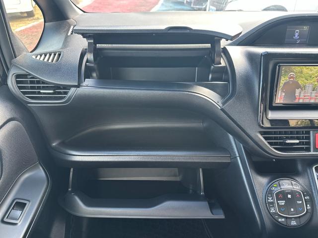 ノア Ｘ　トヨタセーフティセンス／純正ＳＤナビ／フルセグ／ＤＶＤ／Ｂｌｕｅｔｏｏｔｈ／バックカメラ／ＥＴＣ２．０／電動スライド／ＬＥＤ／フォグ／クルコン／アイドリングストップ／モデリスタエアロ／保証書／アルミ／（73枚目）