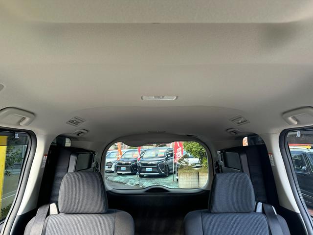 ノア Ｘ　トヨタセーフティセンス／純正ＳＤナビ／フルセグ／ＤＶＤ／Ｂｌｕｅｔｏｏｔｈ／バックカメラ／ＥＴＣ２．０／電動スライド／ＬＥＤ／フォグ／クルコン／アイドリングストップ／モデリスタエアロ／保証書／アルミ／（74枚目）