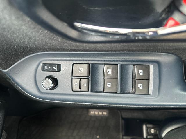 ノア Ｇ　トヨタセーフティセンス／純正ＳＤナビ／フルセグ／ＤＶＤ／Ｂｌｕｅｔｏｏｔｈ／バックカメラ／ＥＴＣ２．０／電動スライド／スマートキー／ＬＥＤ／クルコン／デュアルオートＡＣ／ロールサンシェード／純正アルミ（15枚目）