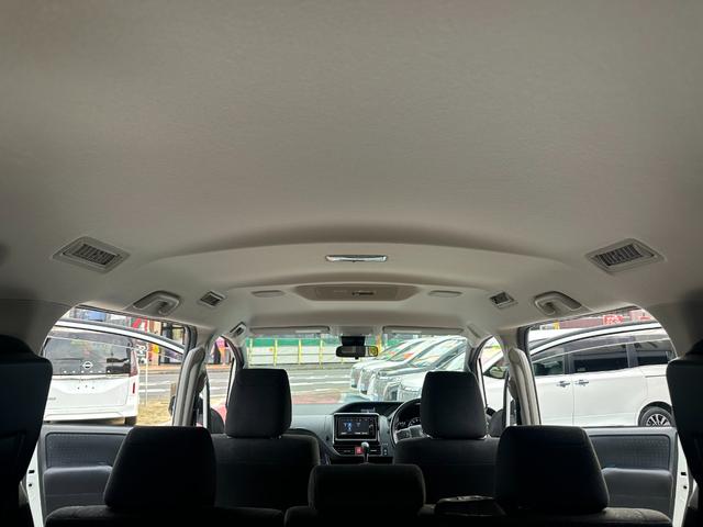 ノア Ｇ　トヨタセーフティセンス／純正ＳＤナビ／フルセグ／ＤＶＤ／Ｂｌｕｅｔｏｏｔｈ／バックカメラ／ＥＴＣ２．０／電動スライド／スマートキー／ＬＥＤ／クルコン／デュアルオートＡＣ／ロールサンシェード／純正アルミ（35枚目）