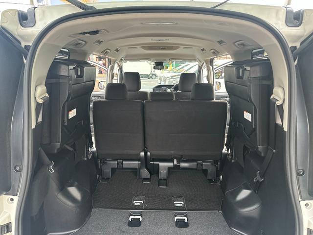 ノア Ｇ　トヨタセーフティセンス／純正ＳＤナビ／フルセグ／ＤＶＤ／Ｂｌｕｅｔｏｏｔｈ／バックカメラ／ＥＴＣ２．０／電動スライド／スマートキー／ＬＥＤ／クルコン／デュアルオートＡＣ／ロールサンシェード／純正アルミ（36枚目）