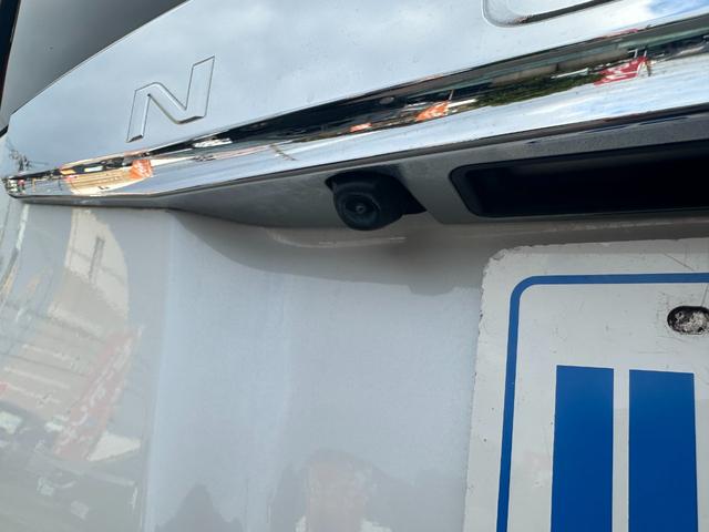 ノア Ｇ　トヨタセーフティセンス／純正ＳＤナビ／フルセグ／ＤＶＤ／Ｂｌｕｅｔｏｏｔｈ／バックカメラ／ＥＴＣ２．０／電動スライド／スマートキー／ＬＥＤ／クルコン／デュアルオートＡＣ／ロールサンシェード／純正アルミ（61枚目）