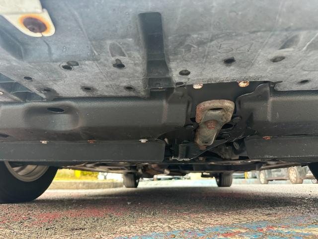 ノア Ｇ　トヨタセーフティセンス／純正ＳＤナビ／フルセグ／ＤＶＤ／Ｂｌｕｅｔｏｏｔｈ／バックカメラ／ＥＴＣ２．０／電動スライド／スマートキー／ＬＥＤ／クルコン／デュアルオートＡＣ／ロールサンシェード／純正アルミ（63枚目）