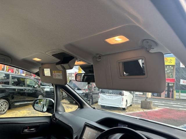 ノア Ｇ　トヨタセーフティセンス／純正ＳＤナビ／フルセグ／ＤＶＤ／Ｂｌｕｅｔｏｏｔｈ／バックカメラ／ＥＴＣ２．０／電動スライド／スマートキー／ＬＥＤ／クルコン／デュアルオートＡＣ／ロールサンシェード／純正アルミ（66枚目）