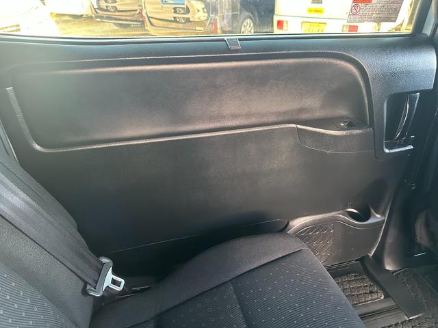 ノア Ｇ　禁煙／トヨタセーフティセンス／純正９インチＳＤナビ／フルセグ／ＤＶＤ／Ｂｌｕｅｔｏｏｔｈ／フリップダウンモニター／ＥＴＣ／バックカメラ／電動スライド／クルコン／ドラレコ／ＬＥＤ／シートヒーター／フォグ（77枚目）