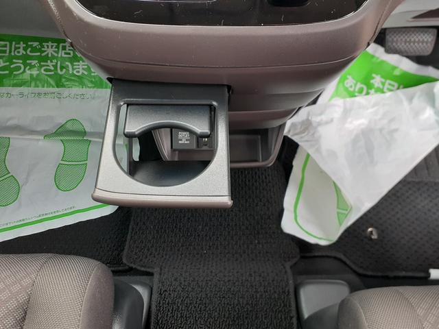 フリードハイブリッド ハイブリッド・Ｇホンダセンシング　禁煙車　後期型　両側電動スライドドア　Ａクルコン　ＥＴＣ　ＬＥＤヘッドライト　プッシュスタート　オートエアコン　社外ナビ　Ｂｌｕｅｔｏｏｔｈ　ＤＶＤ再生　ＳＤ　ＵＳＢ　バックカメラ　除菌　サンシェード（42枚目）