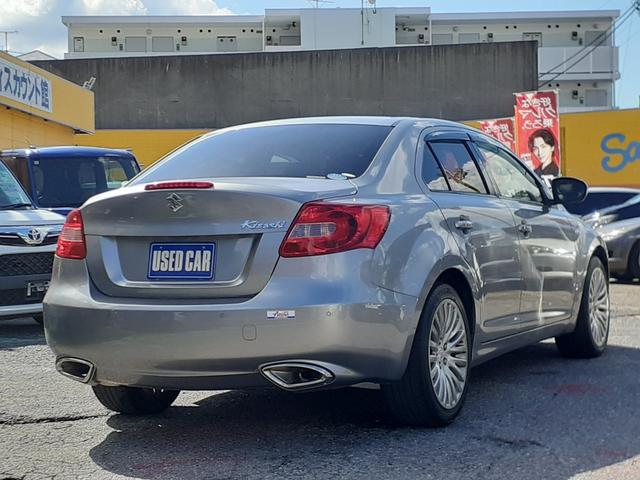 キザシ ベースグレード 禁煙車 最終型 黒本革パワーシート クルコン キセノンヘッドライト フォグ 前後センサー 社外ナビ フルセグTV Bluetooth DVD再生 SD プッシュスタート ニー&サイドエアバッグ ETC(8枚目)
