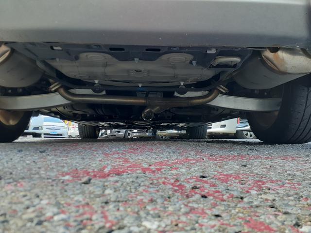キザシ ベースグレード 禁煙車 最終型 黒本革パワーシート クルコン キセノンヘッドライト フォグ 前後センサー 社外ナビ フルセグTV Bluetooth DVD再生 SD プッシュスタート ニー&サイドエアバッグ ETC(19枚目)