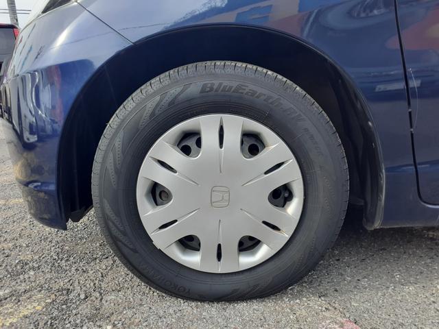 フリード Ｇ　ジャストセレクション　電動スライドドア　キセノンヘッドライト　オートライト　スマートキー　ＥＴＣ　純正ＨＤＤインターナビ　ＴＶ　ミュージックサーバー　ＤＶＤ再生　ＶＩＤＥＯ　バックカメラ　除菌（11枚目）