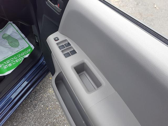 フリード Ｇ　ジャストセレクション　電動スライドドア　キセノンヘッドライト　オートライト　スマートキー　ＥＴＣ　純正ＨＤＤインターナビ　ＴＶ　ミュージックサーバー　ＤＶＤ再生　ＶＩＤＥＯ　バックカメラ　除菌（50枚目）