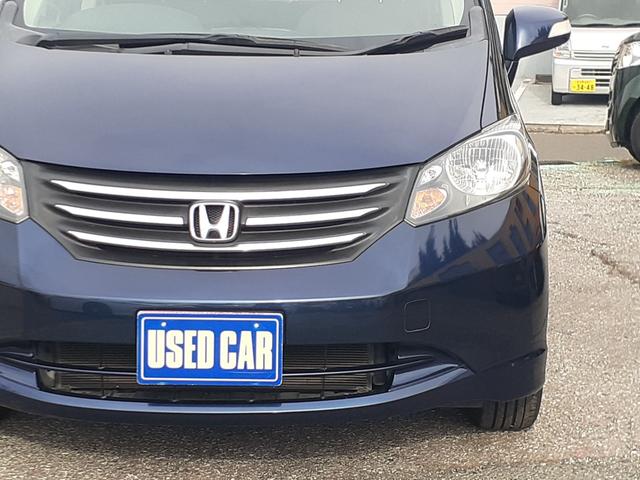 フリード Ｇ　ジャストセレクション　電動スライドドア　キセノンヘッドライト　オートライト　スマートキー　ＥＴＣ　純正ＨＤＤインターナビ　ＴＶ　ミュージックサーバー　ＤＶＤ再生　ＶＩＤＥＯ　バックカメラ　除菌（60枚目）