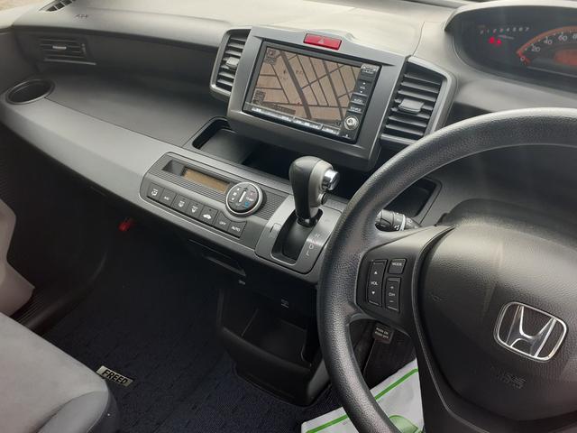 フリード Ｇ　ジャストセレクション　電動スライドドア　キセノンヘッドライト　オートライト　スマートキー　ＥＴＣ　純正ＨＤＤインターナビ　ＴＶ　ミュージックサーバー　ＤＶＤ再生　ＶＩＤＥＯ　バックカメラ　除菌（79枚目）