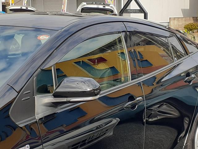 プリウス Sセーフティプラス 禁煙 セーフティセンス Aクルコン HUD LEDヘッドライト フォグランプ 純正9インチナビ 地デジTV Bluetooth DVD再生 SD バックカメラ ETC2.0 前後センサー 前後ドラレコ(58枚目)