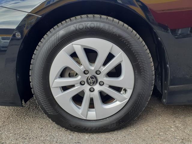 プリウス Sセーフティプラス 禁煙 セーフティセンス Aクルコン HUD LEDヘッドライト フォグランプ 純正9インチナビ 地デジTV Bluetooth DVD再生 SD バックカメラ ETC2.0 前後センサー 前後ドラレコ(63枚目)