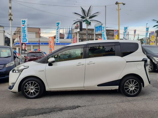 シエンタ ハイブリッドＧ　禁煙車　両側電動スライドドア　オートエアコン　ＥＴＣ　純正ＳＤナビ　ＴＶ　Ｂｌｕｅｔｏｏｔｈ　ＳＤ　ＣＤ　ＡＵＸ　バックカメラ　ドライブレコーダー　社外アルミ　プッシュスタート　３列シート　除菌（17枚目）